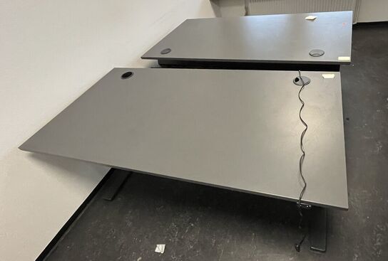 To hæve/sænkeborde. 