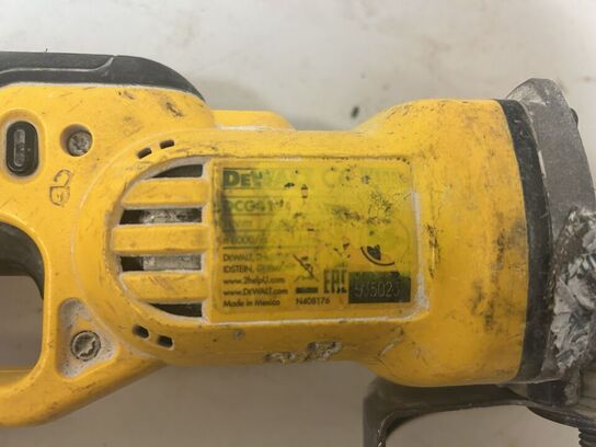 DEWALT Vinkelsliber (model ukendt) & DEWALT Bore/Skruemaskine DCD790