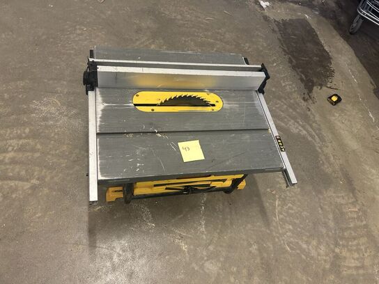 DEWALT Bordrundsav DW745
