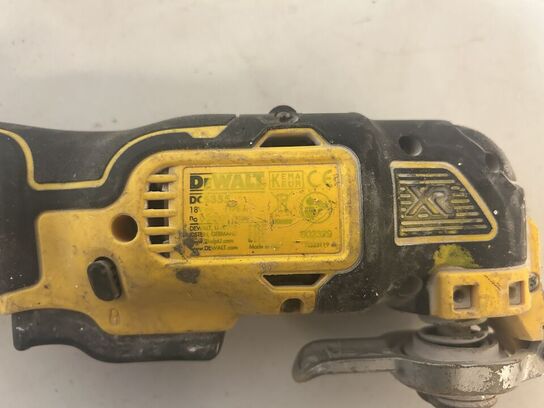 DEWALT Bore/skruemaskine DCD791 & DEWALT multicutter DCS355