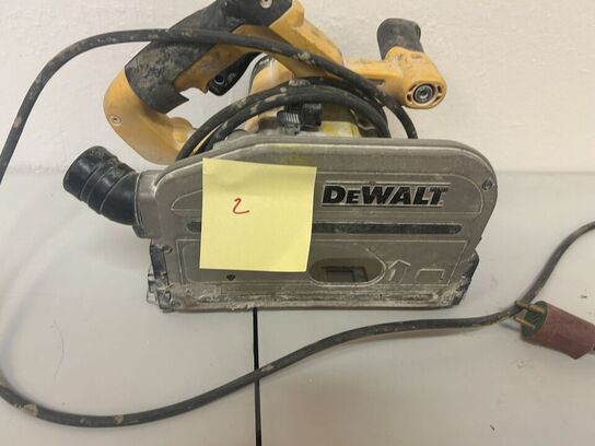 DEWALT Dyksav DWS520 med skinne