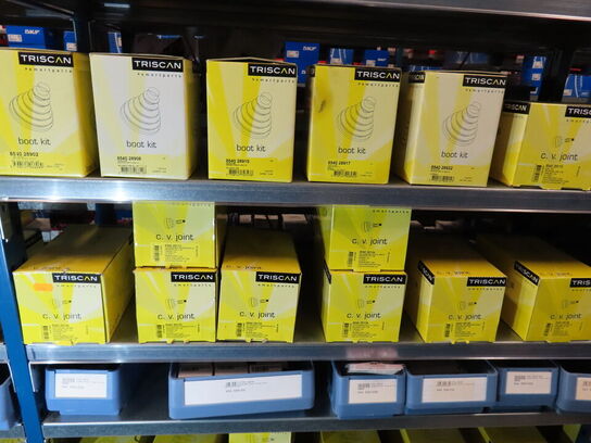 4 fag med trailer reservedele