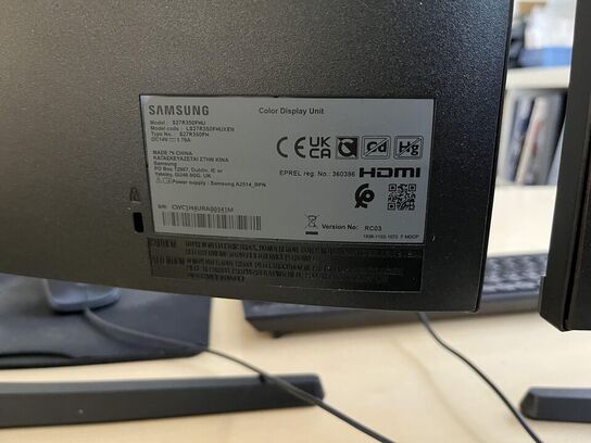 Komplet arbejdes station m. hæve/sænke bord og stol