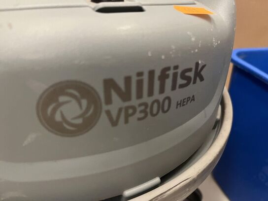 Nilfisk Støvsuger, blandet rengørings udstyr