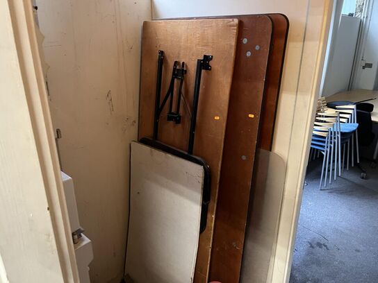 Tøm rummet, bla. Klapborde,m. mere