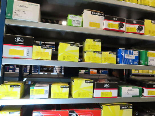 12 fag med vandpumper og kit