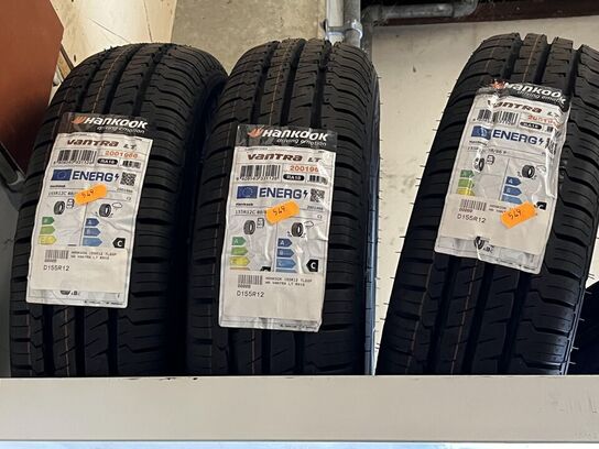 Blandet dæk i forskllige størrelser