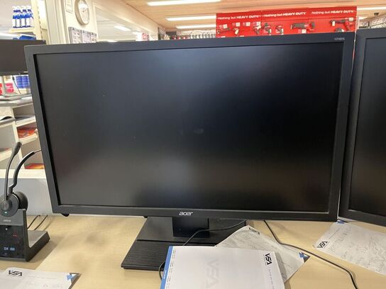 Komplet arbejdes station m. hæve/sænke bord og stol