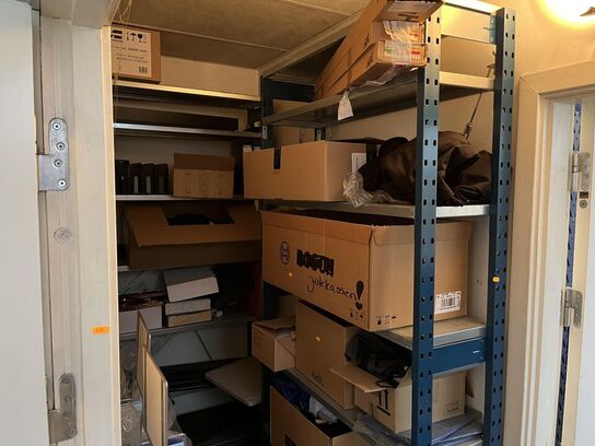 Tøm rummet, bla. Klapborde,m. mere