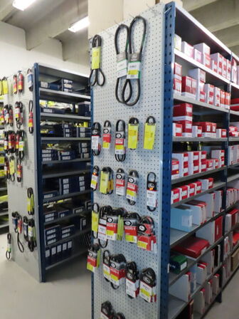 Stort sortiment af remme