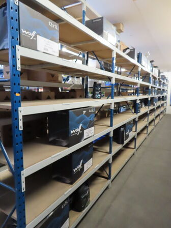 Stort sortiment motorolie