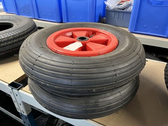 Blandet dæk og resevedele 