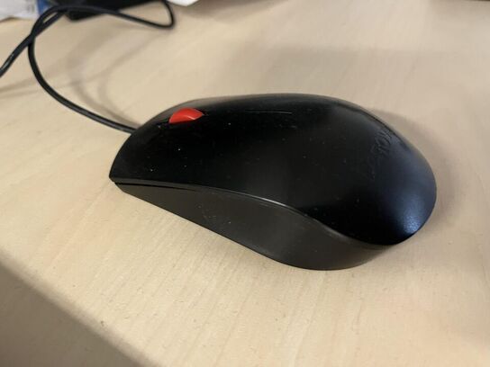 Komplet arbejdes station m. hæve/sænke bord og stol