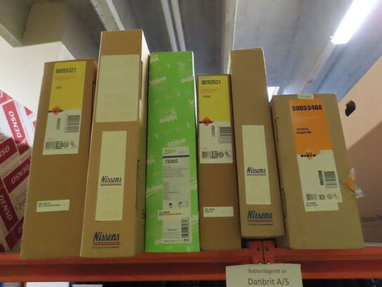 Stort parti kølere og elementer