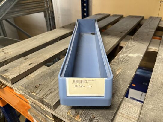 Palle ramme med lagerinventar