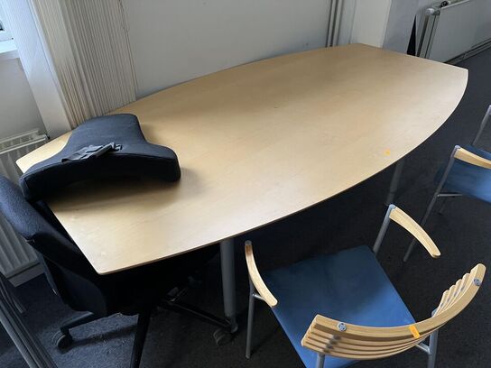 Mødebord m. 7 stole