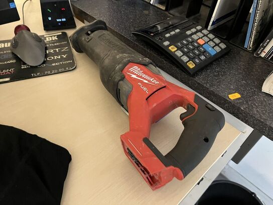 Komplet arbejdes station m. hæve/sænke bord og stol