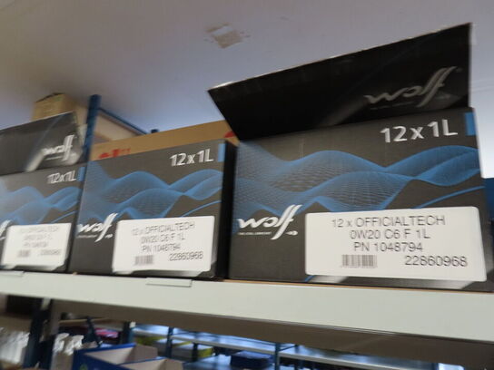 Stort sortiment motorolie