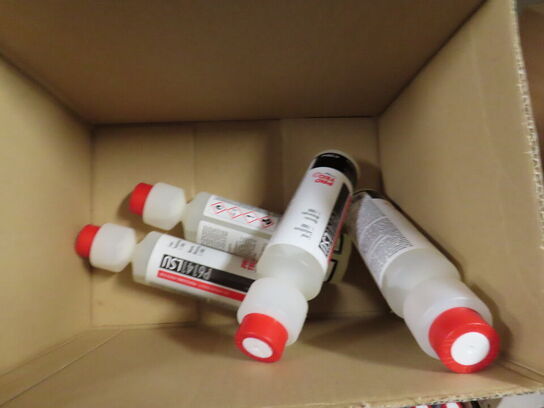 Stort parti sikaflex og tilsætningsstoffer