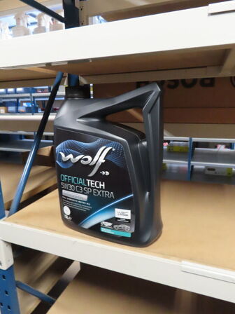 Stort sortiment motorolie