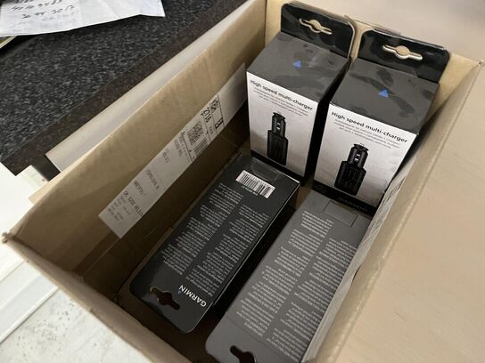 Komplet arbejdes station m. hæve/sænke bord og stol