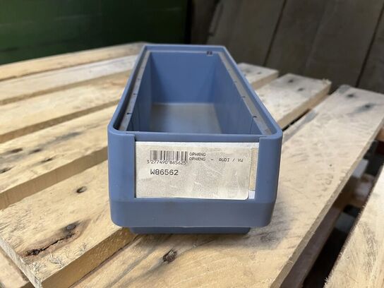 Palle ramme med lagerinventar