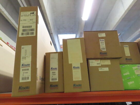 Stort parti kølere og elementer