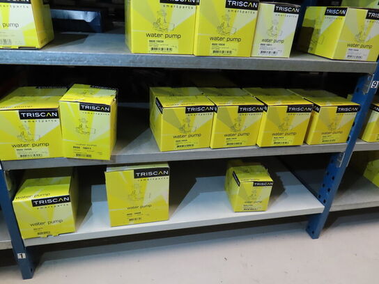 12 fag med vandpumper og kit