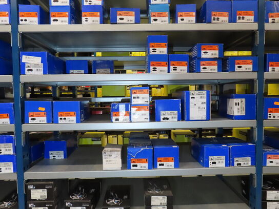 12 fag med bremsedele