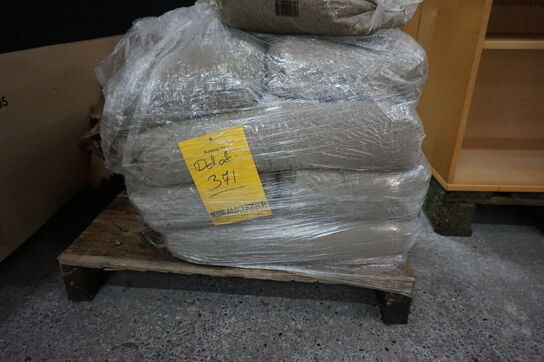 Nordic Play - Sandkasse med bænk & låg 120x120 cm, m. 200 kg sand