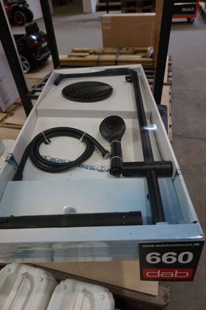 Bluerain Lux Brusesæt m. blandingsbatteri Matsort 