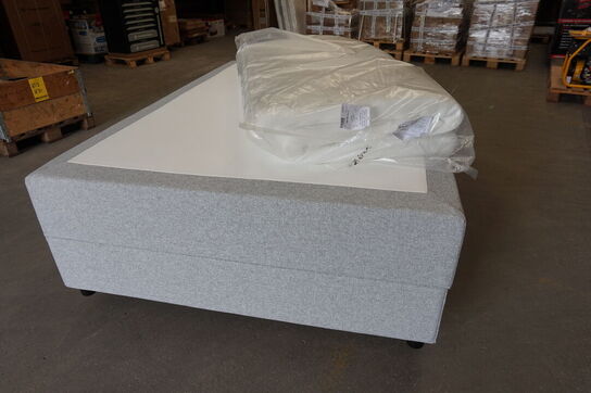 Nordisk Fjer B110 seng med opbevaring 140x200 cm  