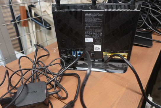 Router ASUS AC1900 dual band