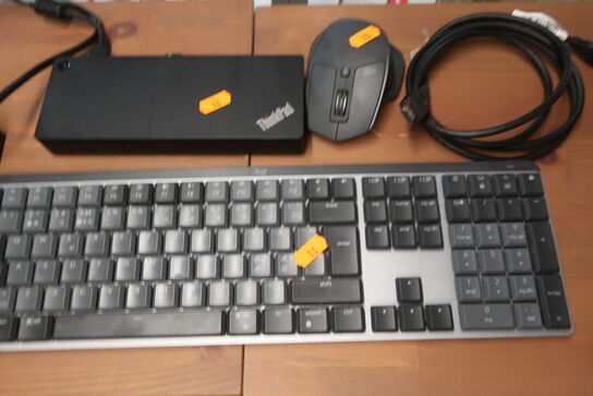 Docking station LENOVO DUD9011D1 med tastatur og mus
