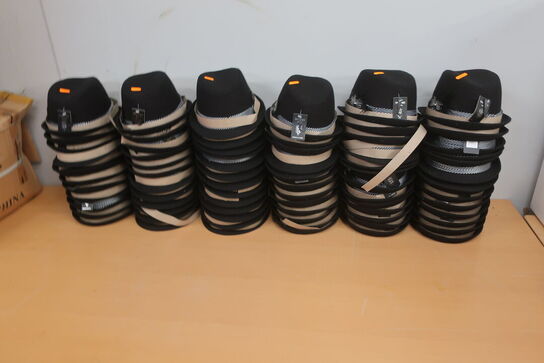 Sorte hatte WANNABES - dansk design