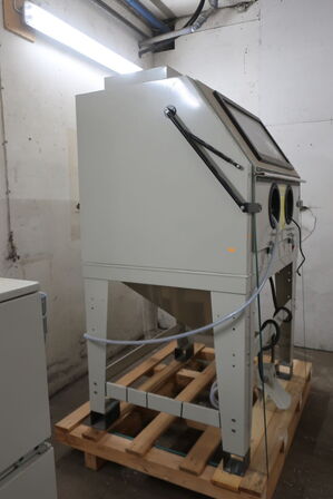 Sandblæsekabine 4100-425AC inkl. sugeenhed