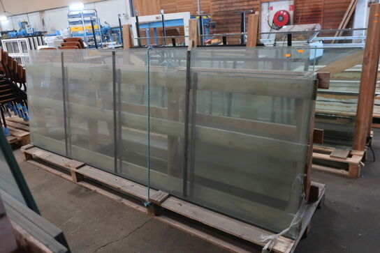 Palle med div. glasplader