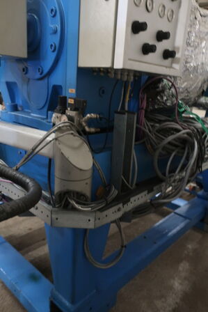 Fødesystem for extruderanlæg