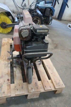 Fræser BRIGGS & STRATTON T 520