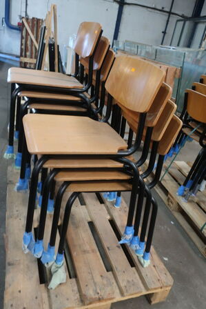 Palle med 10 stk. stole