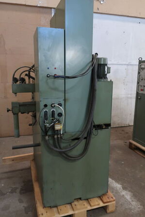 EDM skæreanlæg AGIE AGIETRON/AGIEPULS EMS 15 inkl. værktøj