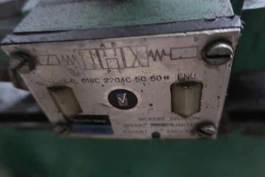 Hydraulikstation med lokkeværktøj