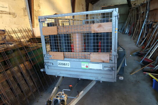 Trailer BRENDERUP med indhold