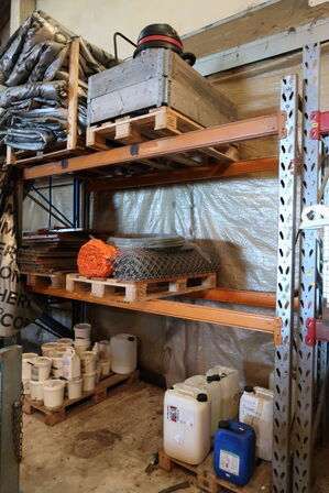 1 fag pallereol uden indhold