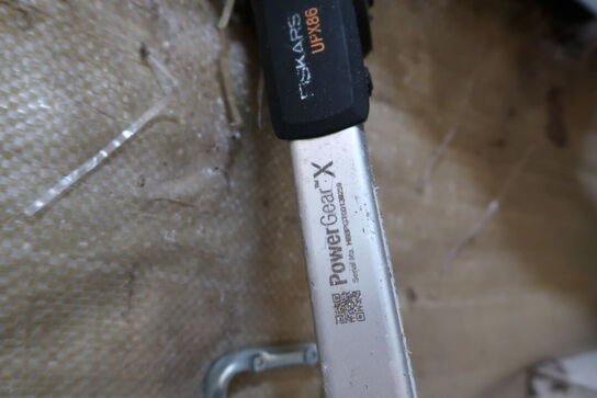 Topsaks FISKARS POWERGEAR X UPX86