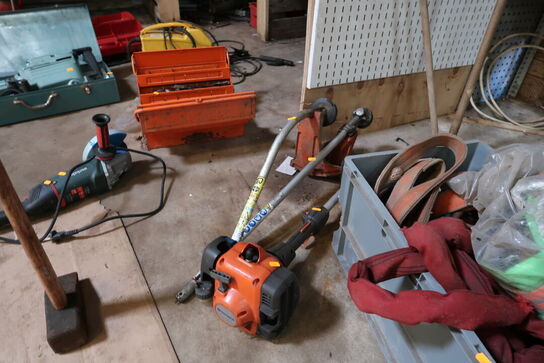 Multiværktøj HUSQVARNA med tilbehør
