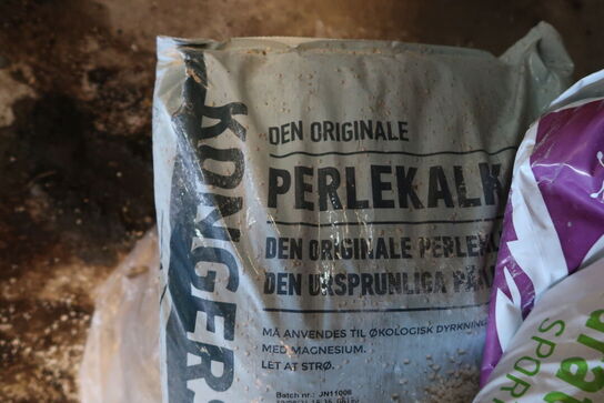 Palle med perlekalk m.m.
