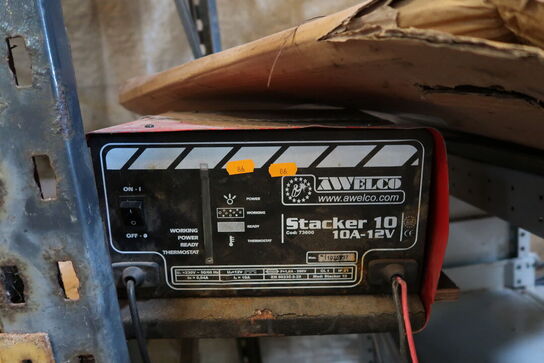 Lader AWELCO Stacker 10