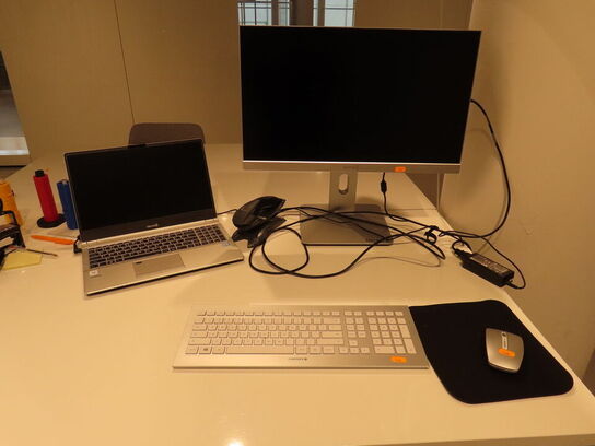Bærbar PC, TERRA mobile 1550, samt all-in-one PC, TERRA 2405 HA