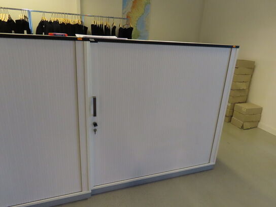 7 stk. kontorreoler samt kommode